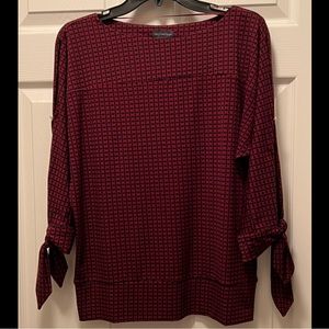 The Limited Womens Top NWOT Size Medium